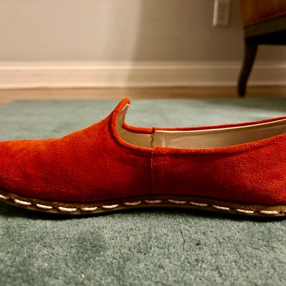 Saffron Suede Sabahs: Size 40, fits size US 9 - Picture 7 of 9